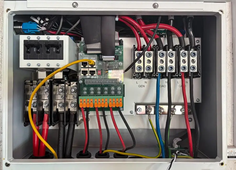 spa disconnect line and load wiring connections